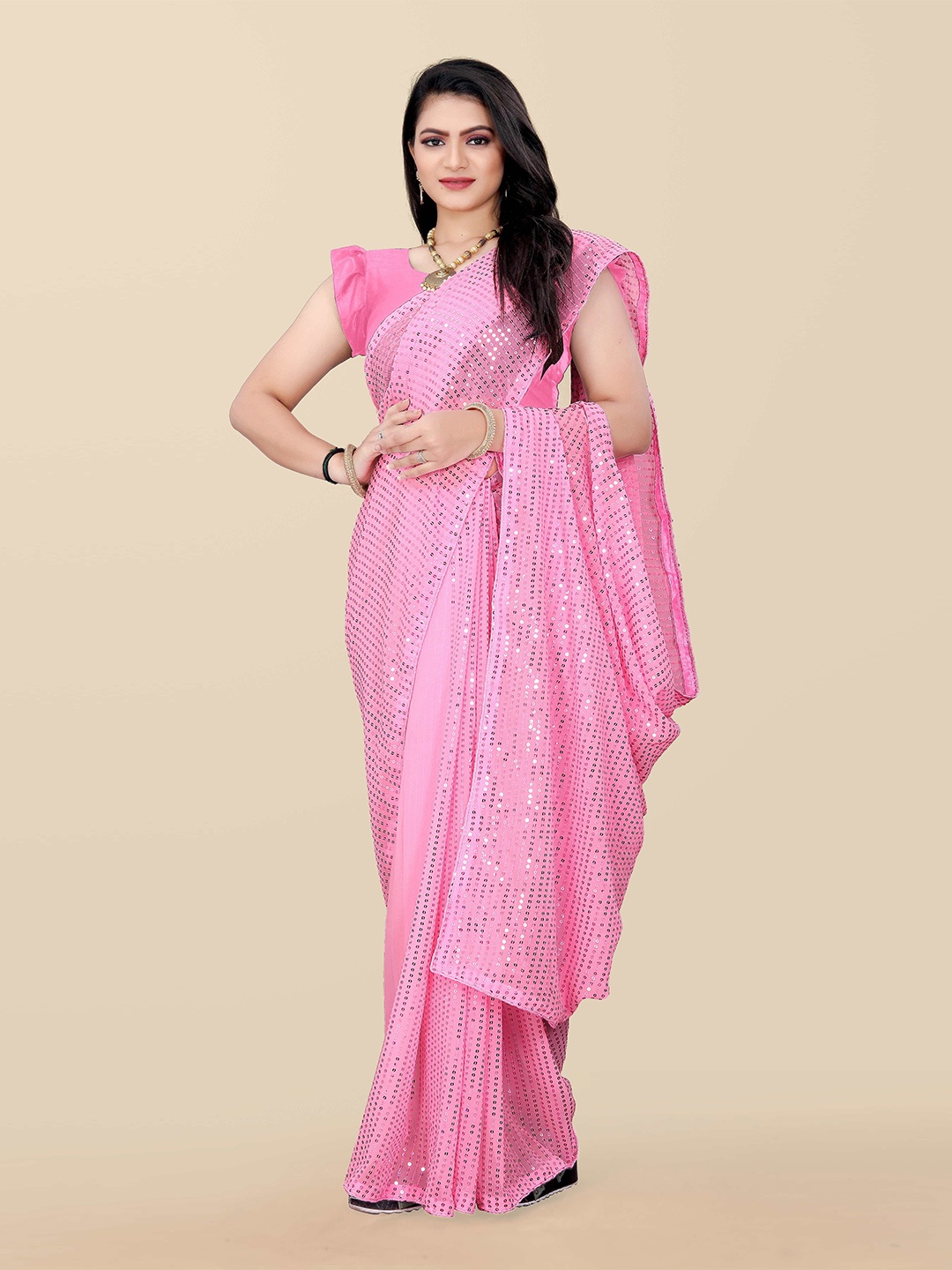

DDRS FASHION Embellished Sequinned Saree, Pink