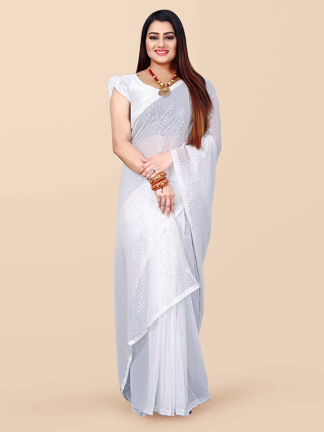 

DDRS FASHION Embellished Sequinned Saree, White