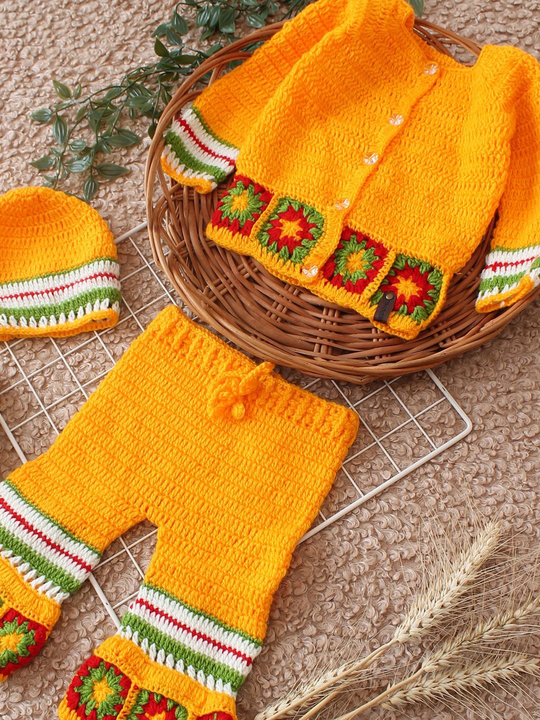 

Woonie Kids Self Design Acrylic Top & Pyjamas With Boots & Cap, Orange