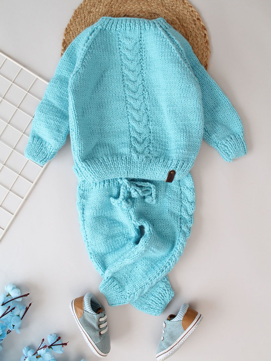 

Woonie Kids Self Design Acrylic Sweatshirt With Trousers, Blue