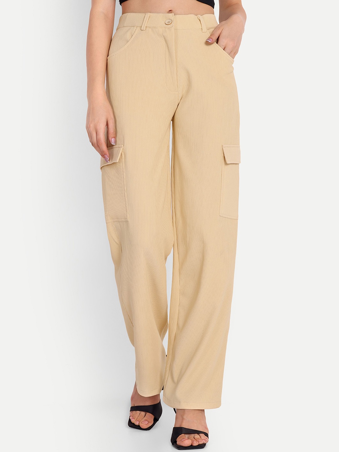 

FNOCKS Women Relaxed Straight Leg Straight Fit High-Rise Trousers, Beige