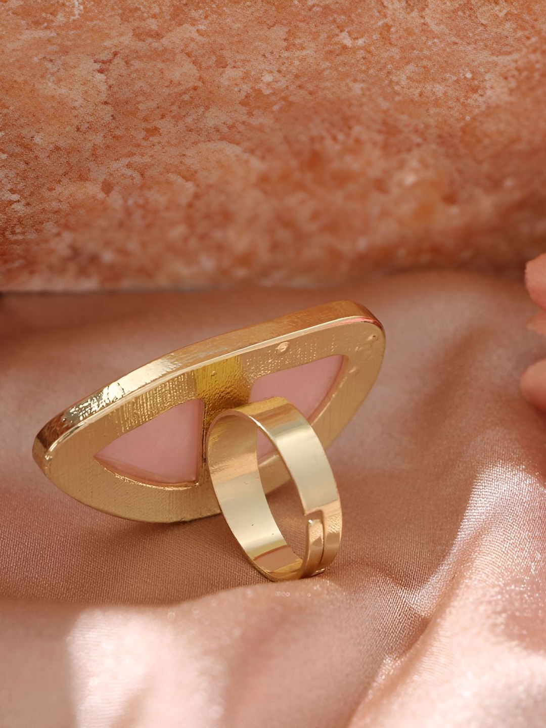 

Goho Stone Studded Finger Ring, Gold