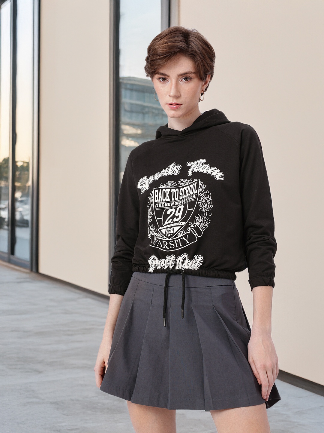 

DressBerry Sporty Vibe Printed Drawstring-Hem Hooded Sweatshirt, Black