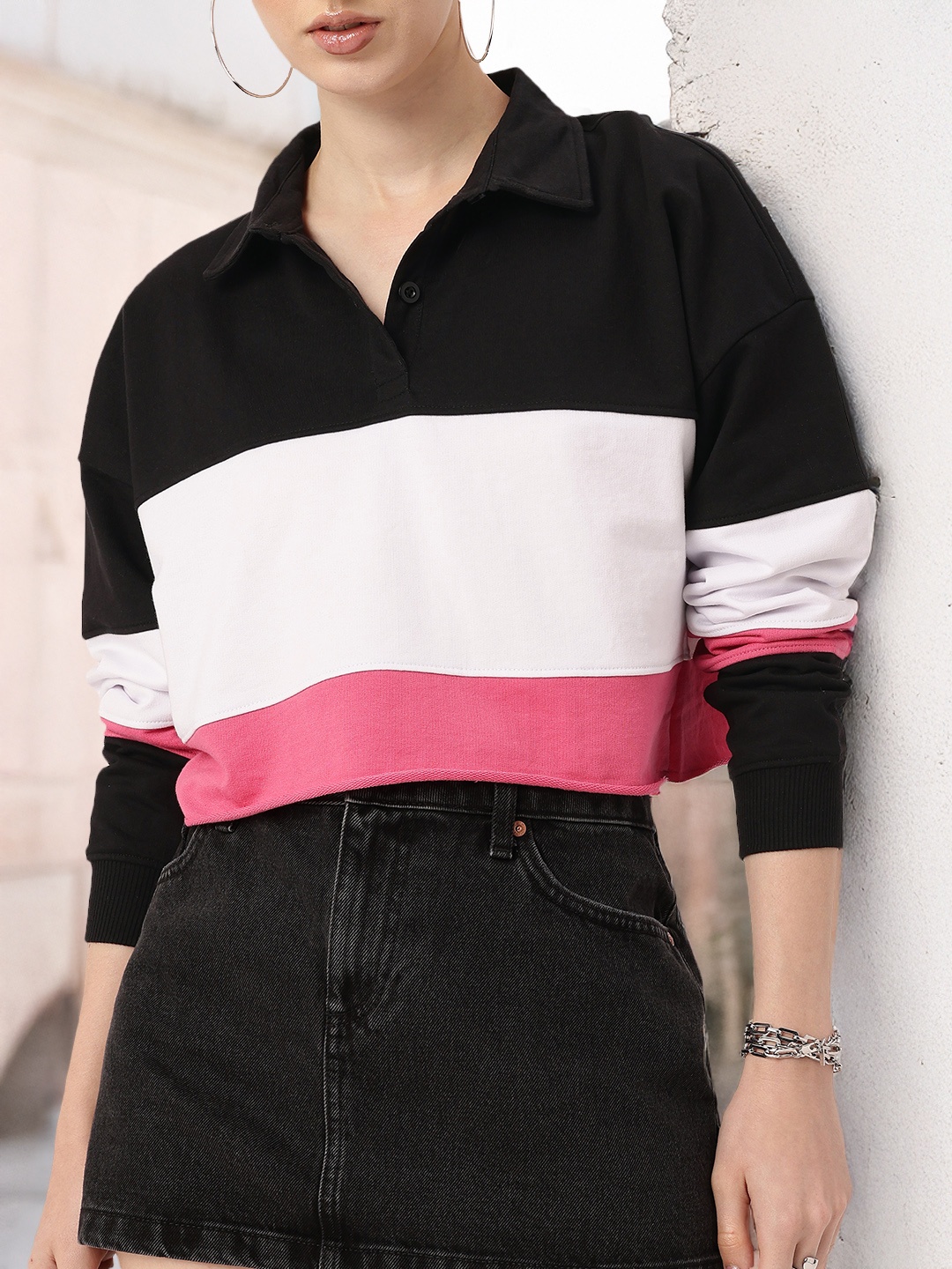 

DressBerry Boss Babe Colorblocked Boxy Crop Sweatshirts, Black
