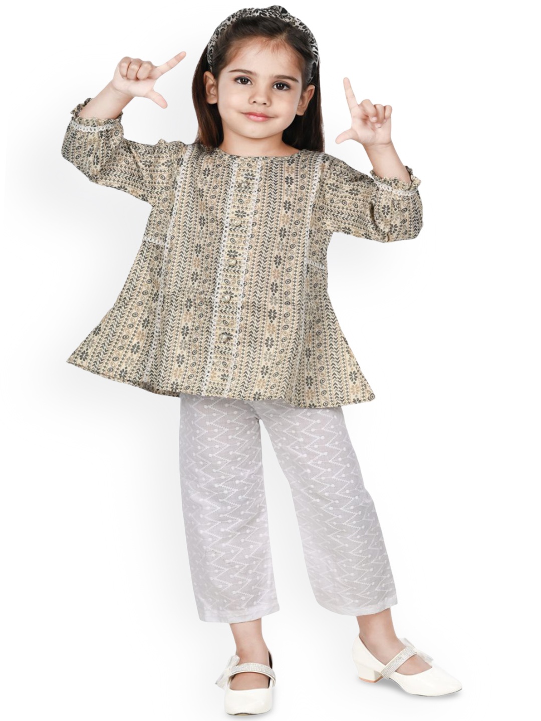 

BAESD Girls Ethnic Motifs Printed A-Line Cotton Kurta with Trousers, Beige