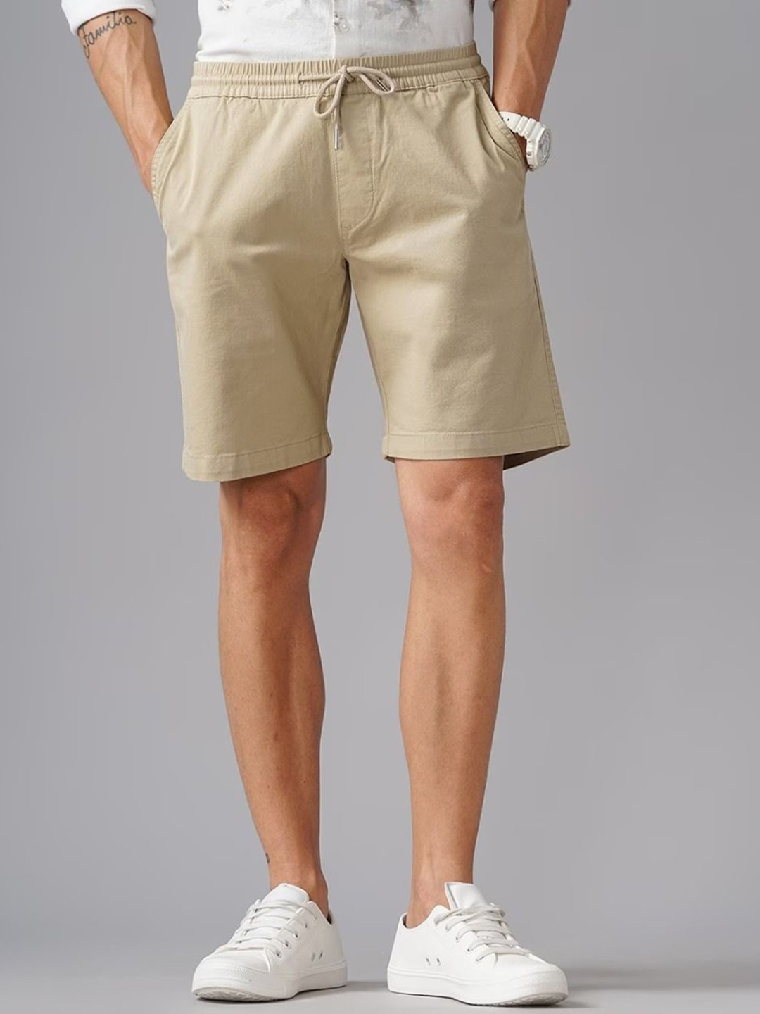

British Club Men Slim Fit Low Rise Pure Cotton Outdoor Shorts, Beige