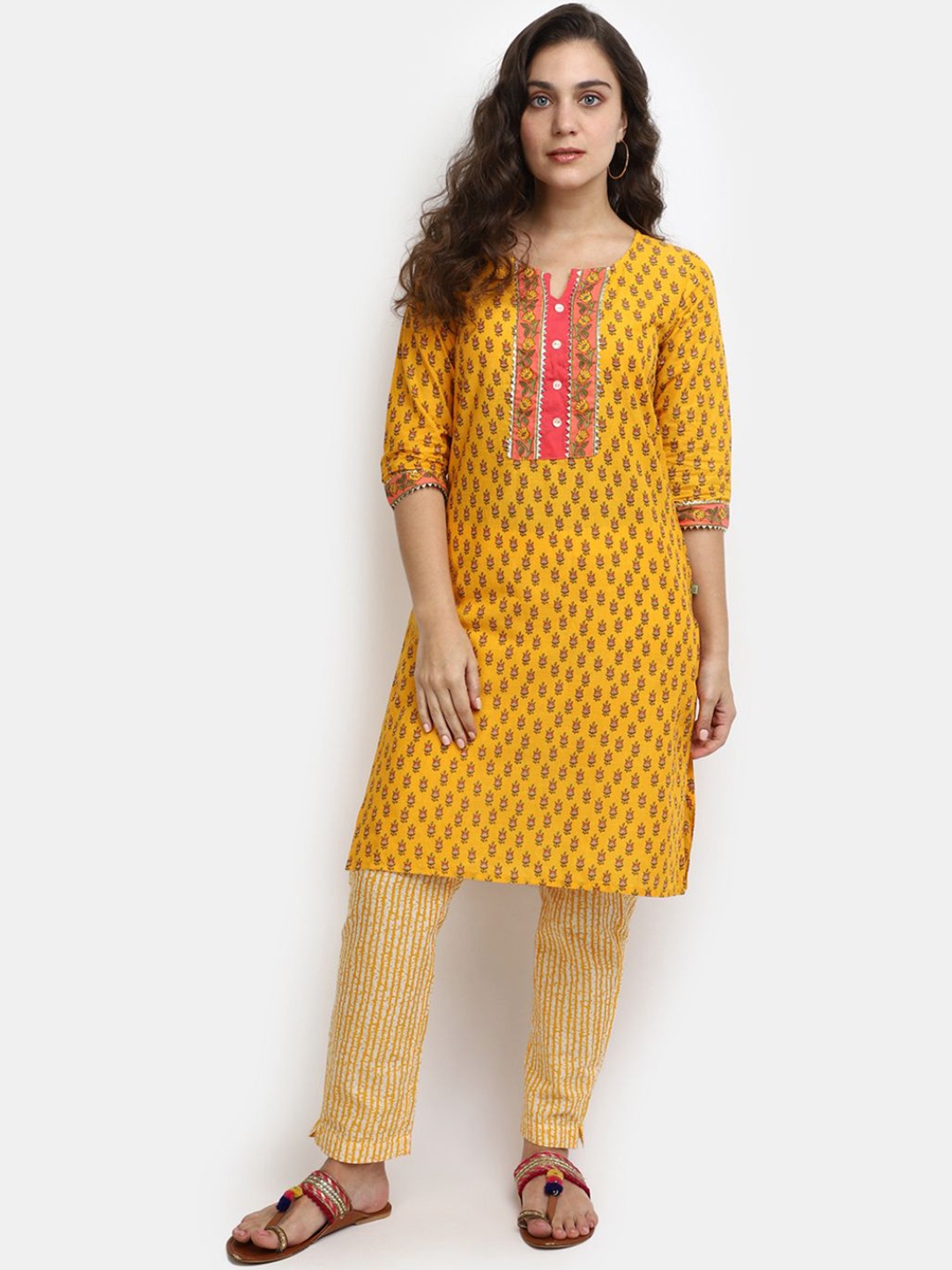 

V-Mart Floral Printed Gotta Patti Pure Cotton Straight Kurta With Trousers, Yellow