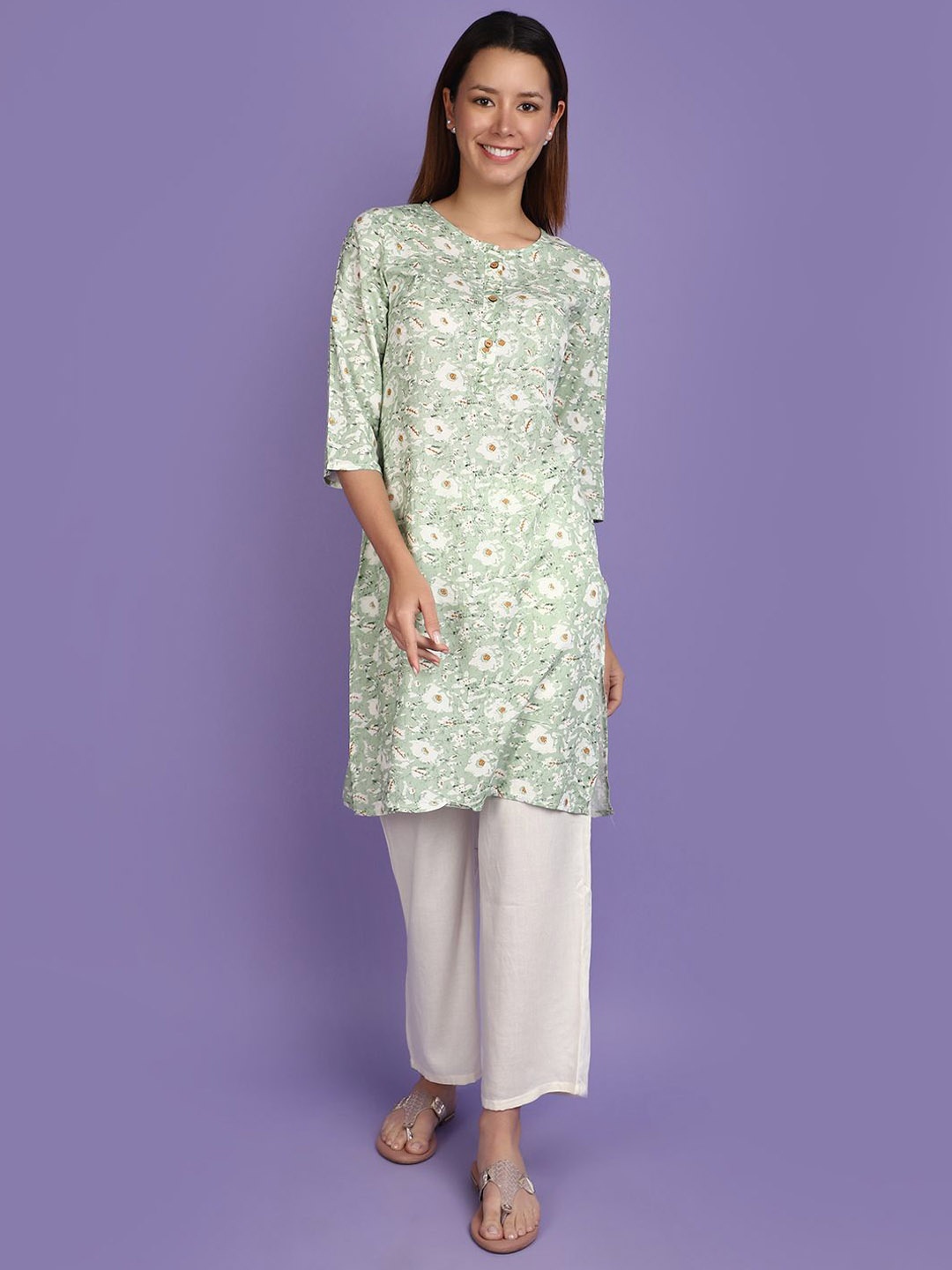 

V-Mart Floral Printed Round Neck Straight Kurta With Trousers, Green