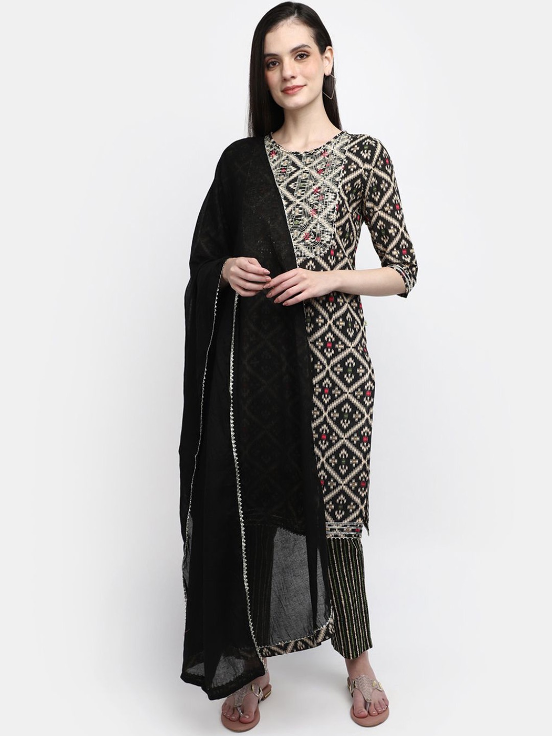 

V-Mart Embroidered Sequinned Straight Pure Cotton Kurta With Trousers & Dupatta, Black