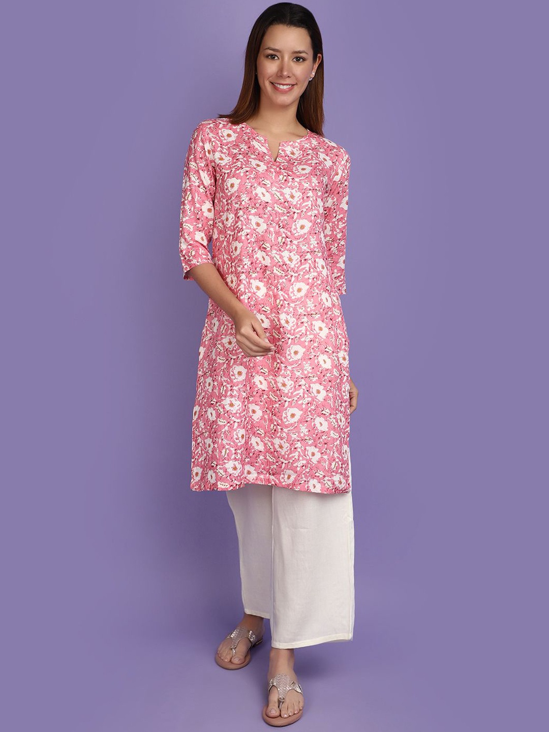 

V-Mart Floral Printed Notch Neck Straight Kurta With Palazzos, Pink