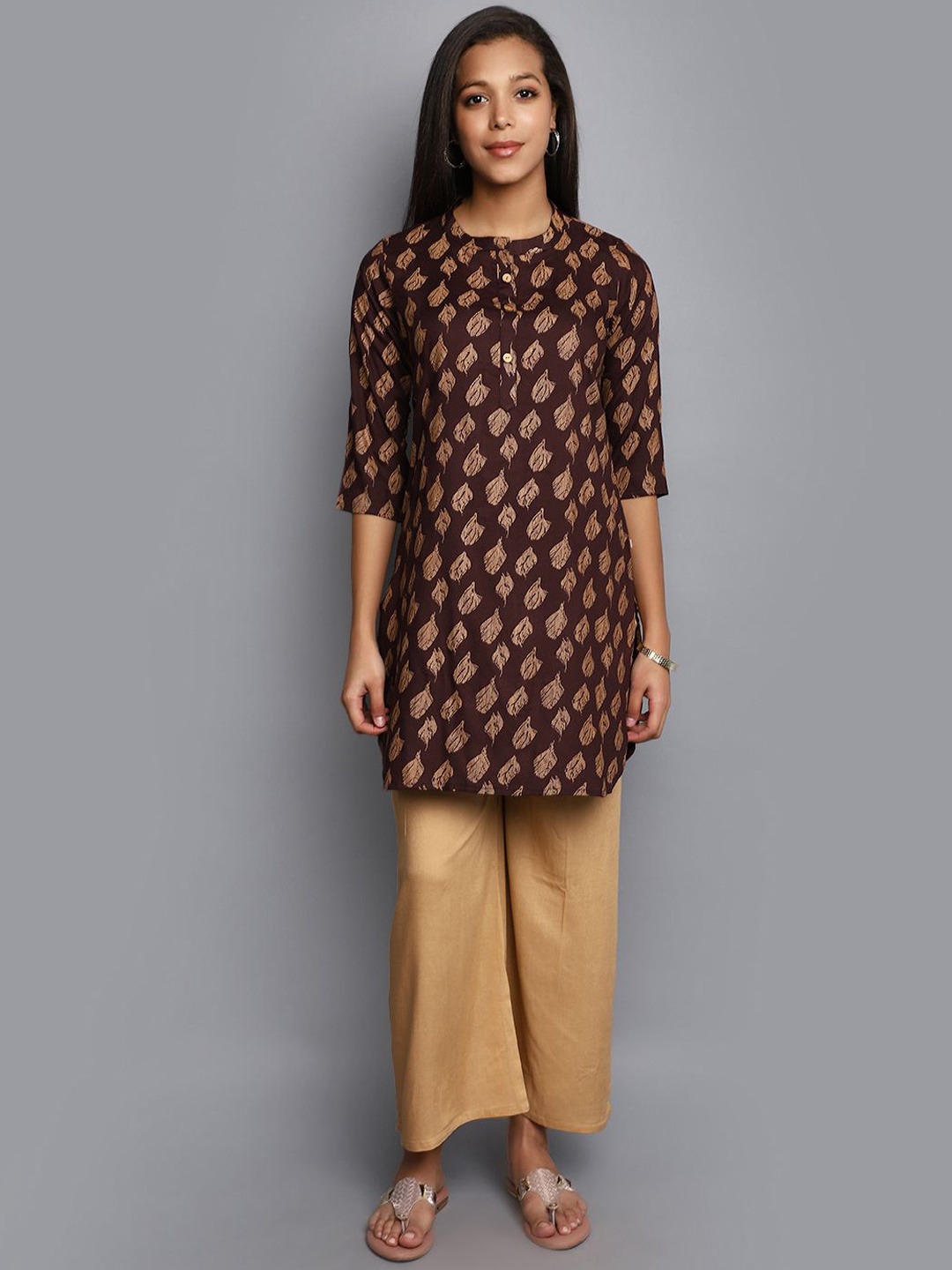 

V-Mart Floral Printed Regular Kurta with Palazzos, Brown