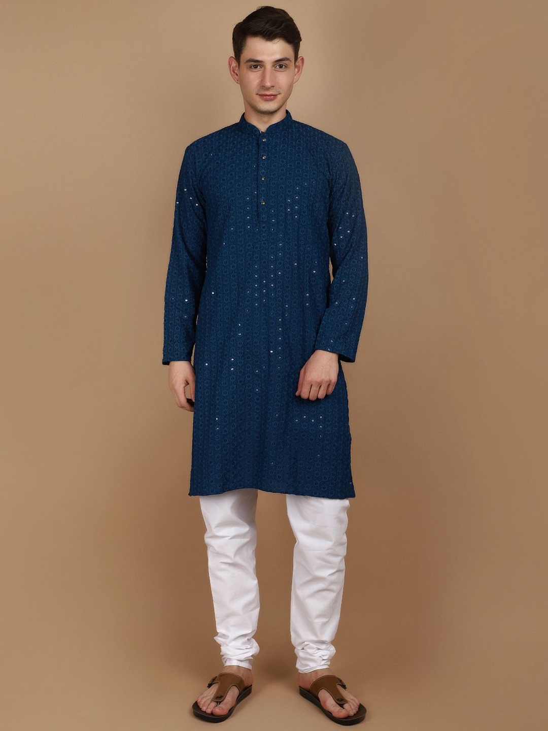

V-Mart Floral Embroidered Mandarin Collar Sequinned Pure Cotton Kurta with Churidar, Navy blue