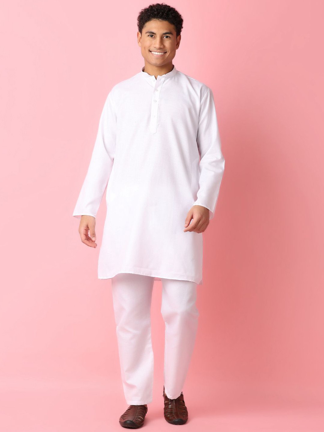 

V-Mart Mandarin Collar Straight Kurta with Pyjamas, White