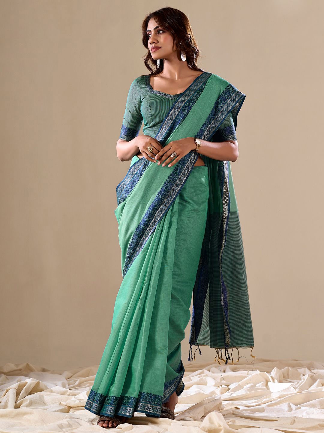 

Mitera Woven Design Saree, Green