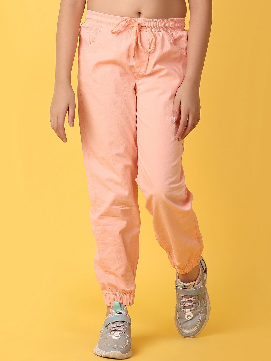 

V-Mart Girls Mid Rise Joggers, Pink