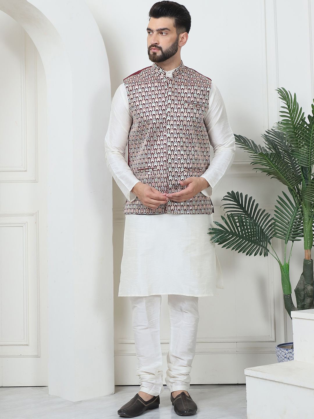 

SOJANYA Regular Straight Kurta with Churidar, Cream