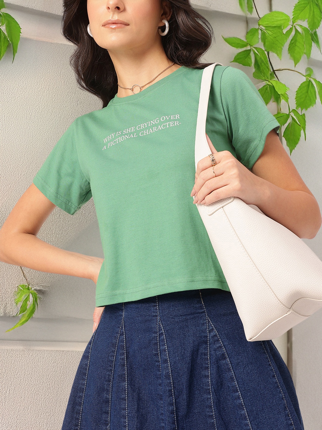 DressBerry Binge-watching BarbieTypography T-shirt, Green