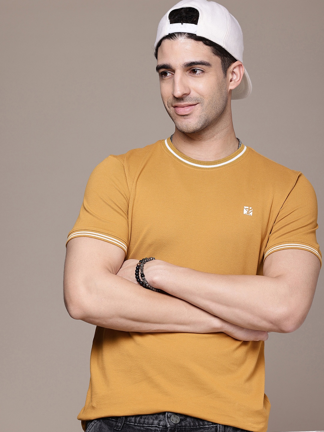 

WROGN Pure Cotton Round Neck T-shirt, Mustard