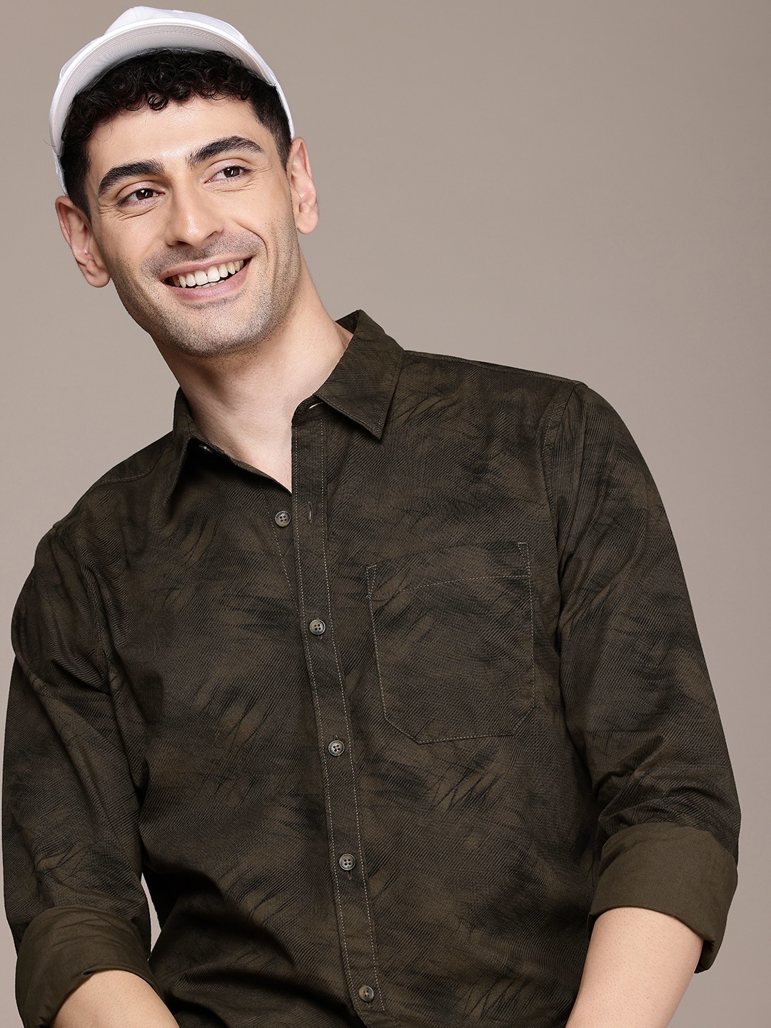 

WROGN Abstract Printed Pure Cotton Casual Shirt, Olive