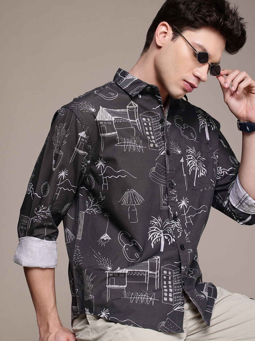 

WROGN Opaque Conversational Printed Pure Cotton Casual Shirt, Black