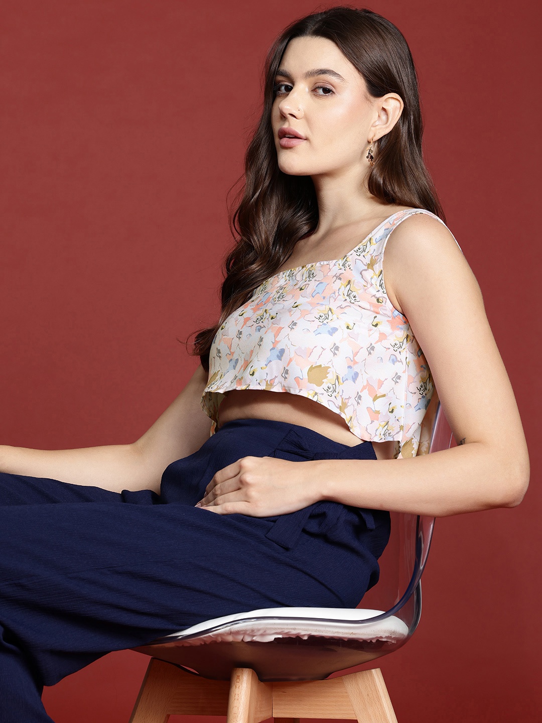 

all about you Shoulder Straps Floral Print Crop Top, White