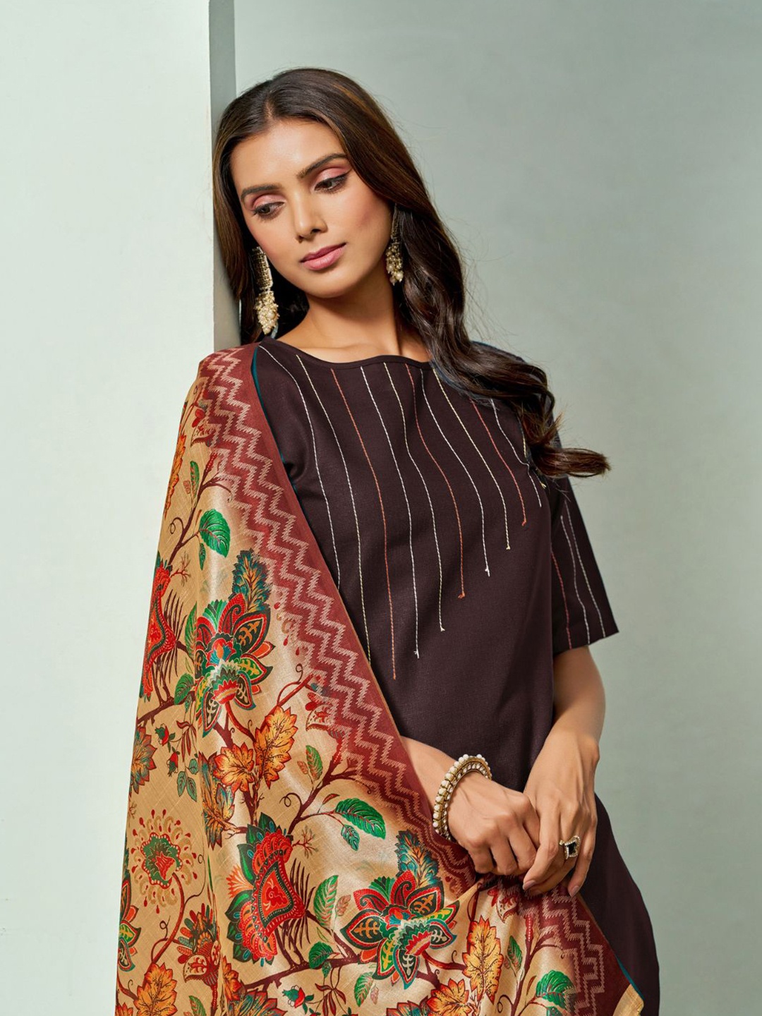 

Sangria Round Neck Thread Work Straight Kurta With Trouser & Dupatta, Brown