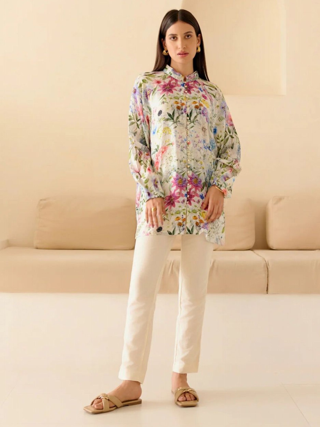 

NAINVISH Women's Printed Straight Mandarin Collar Top, Multi