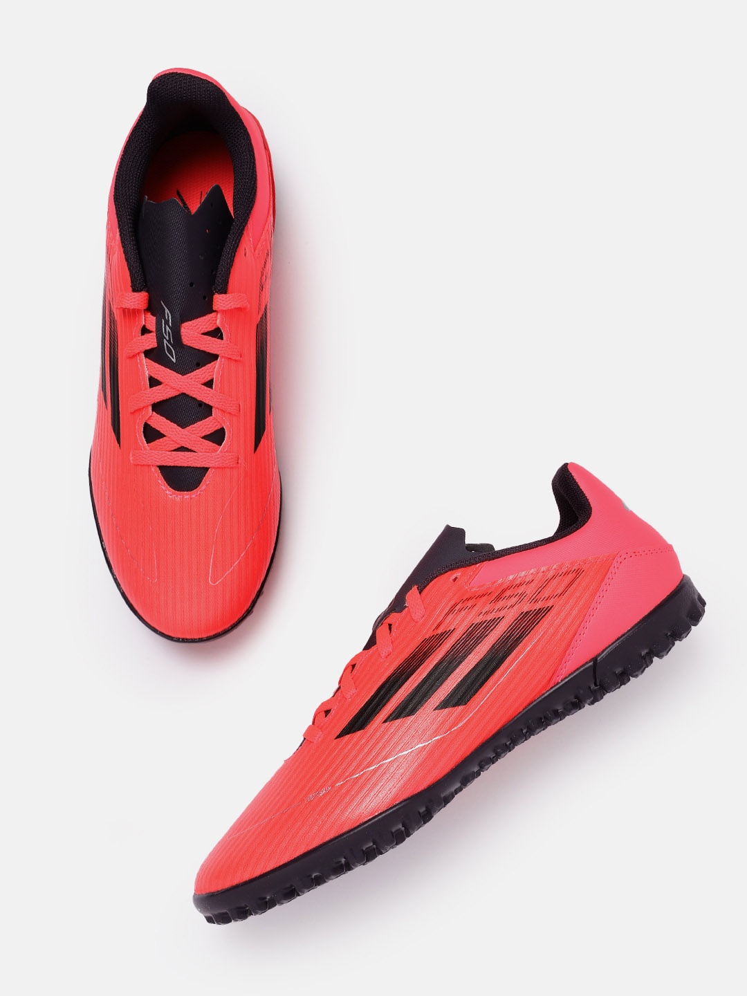 

ADIDAS Unisex F50 Club TF Football Shoes, Pink