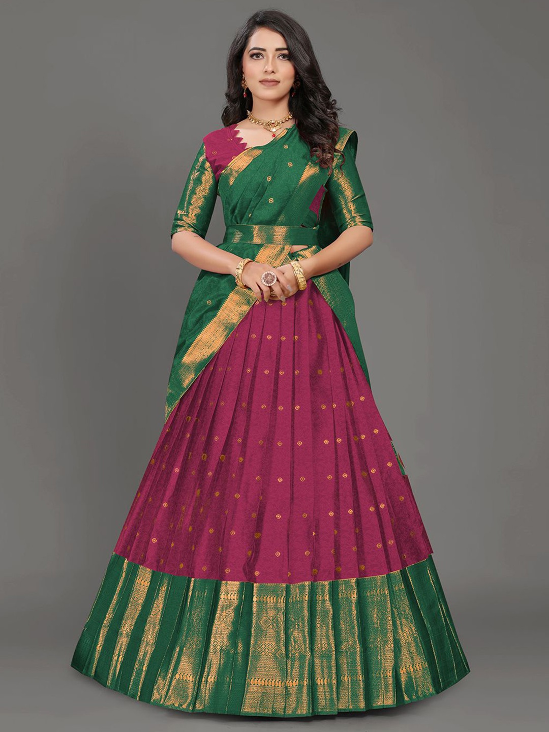 

Jay Shree Unstitched Lehenga & Blouse With Dupatta, Fuchsia