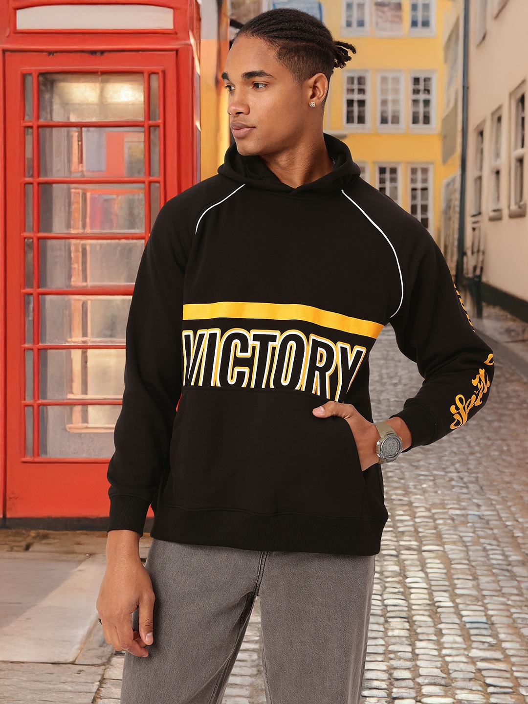 

Kook N Keech Sporty Vibe Printed Hooded Relaxed Fit Sweatshirt, Black