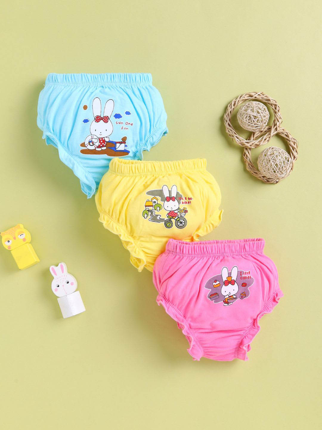 

Redden Infant Girls Pack of 3 Printed Pure Cotton Mid Rise Basic Brief R-GP-101M-PK3, Pink