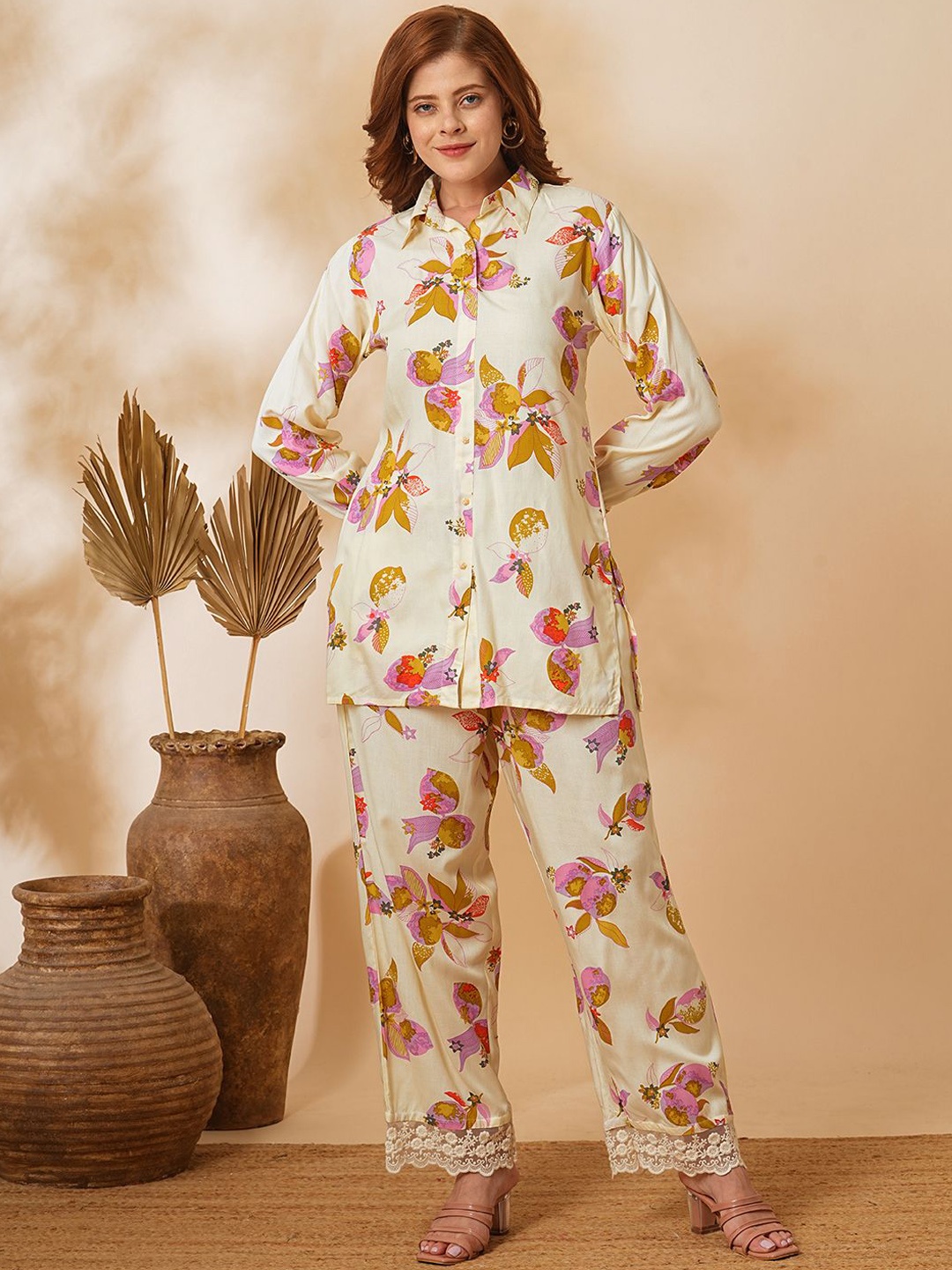 

FASHOR NEOFAA Floral Printed Long Sleeves Shirt With Palazzos, Cream