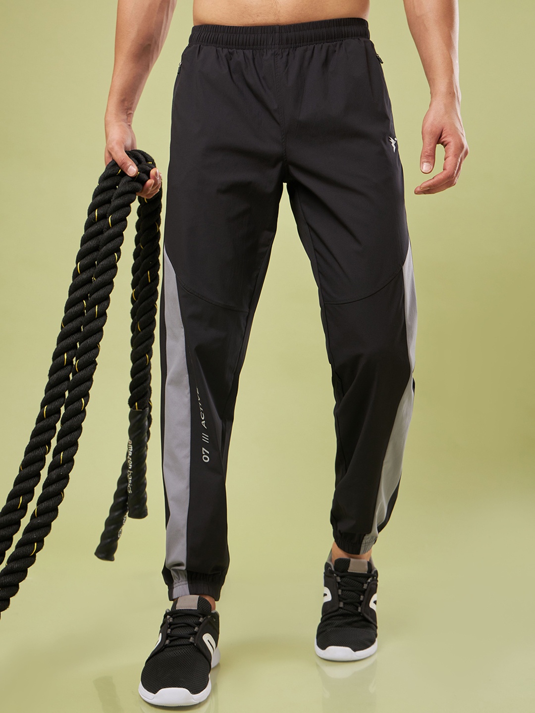 

Technosport ss24 Men Solid Slim Fit Rapid-Dry Sports Joggers, Black
