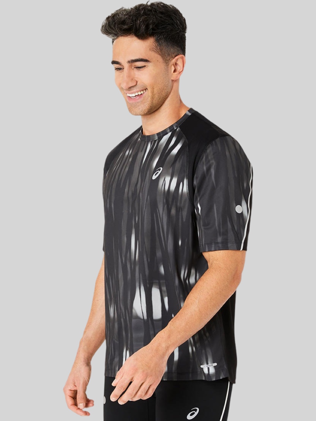 

ASICS Printed Raglan Sleeves ActiBreeze Running T-shirt, Black