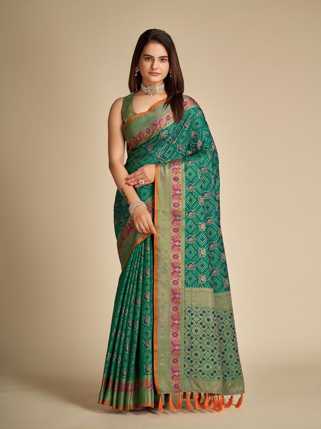 

ORUS Ethnic Motifs Zari Woven Patola Saree, Green