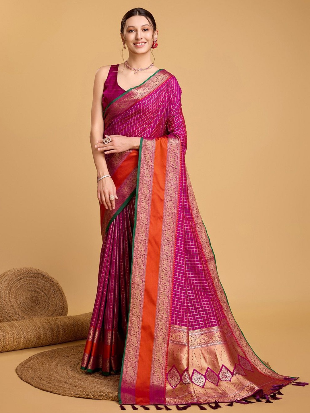 

ORUS Ethnic Motif Zari Woven Checked Banarasi Saree, Pink