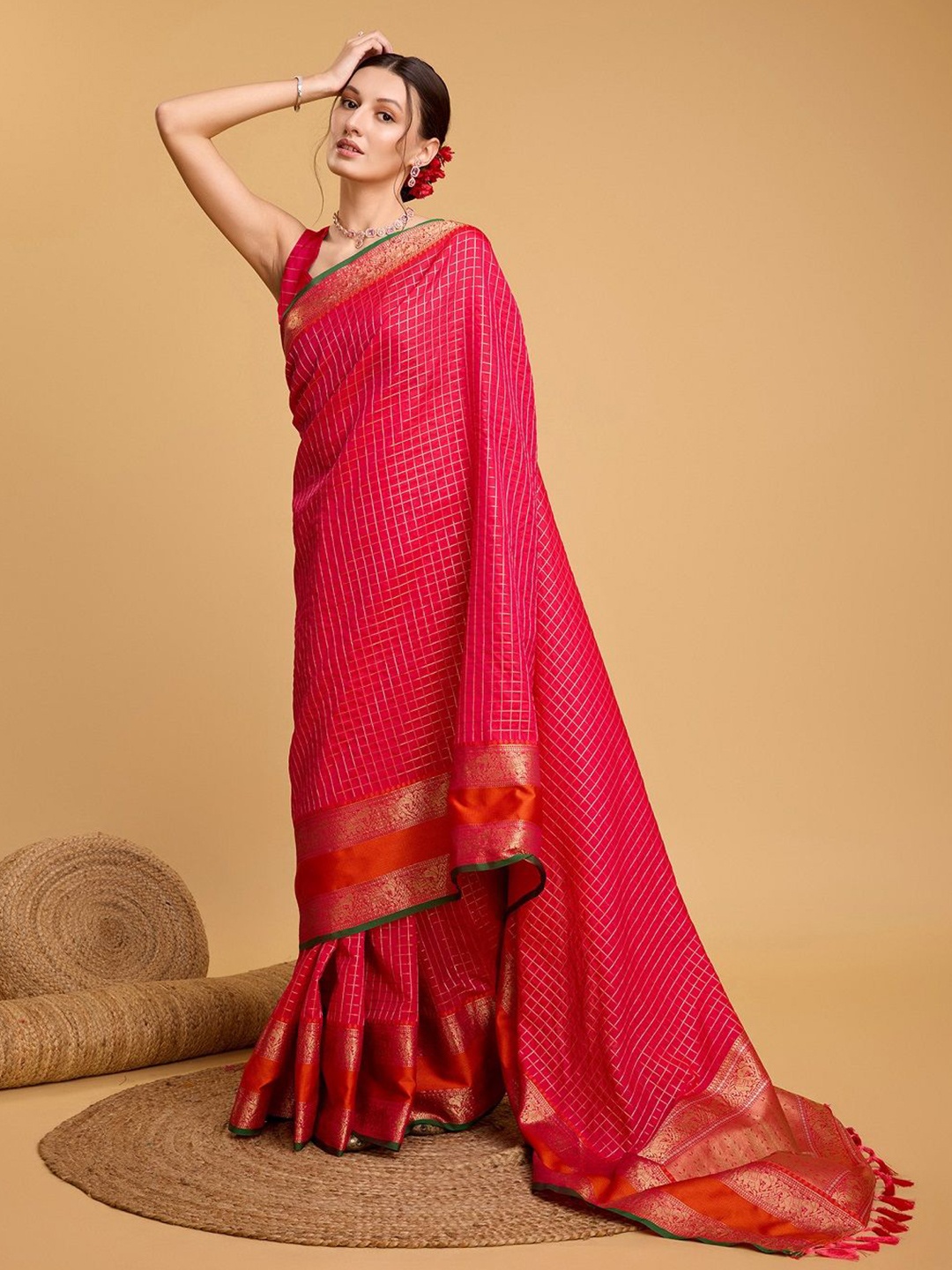 

ORUS Checked Zari Banarasi Saree, Pink