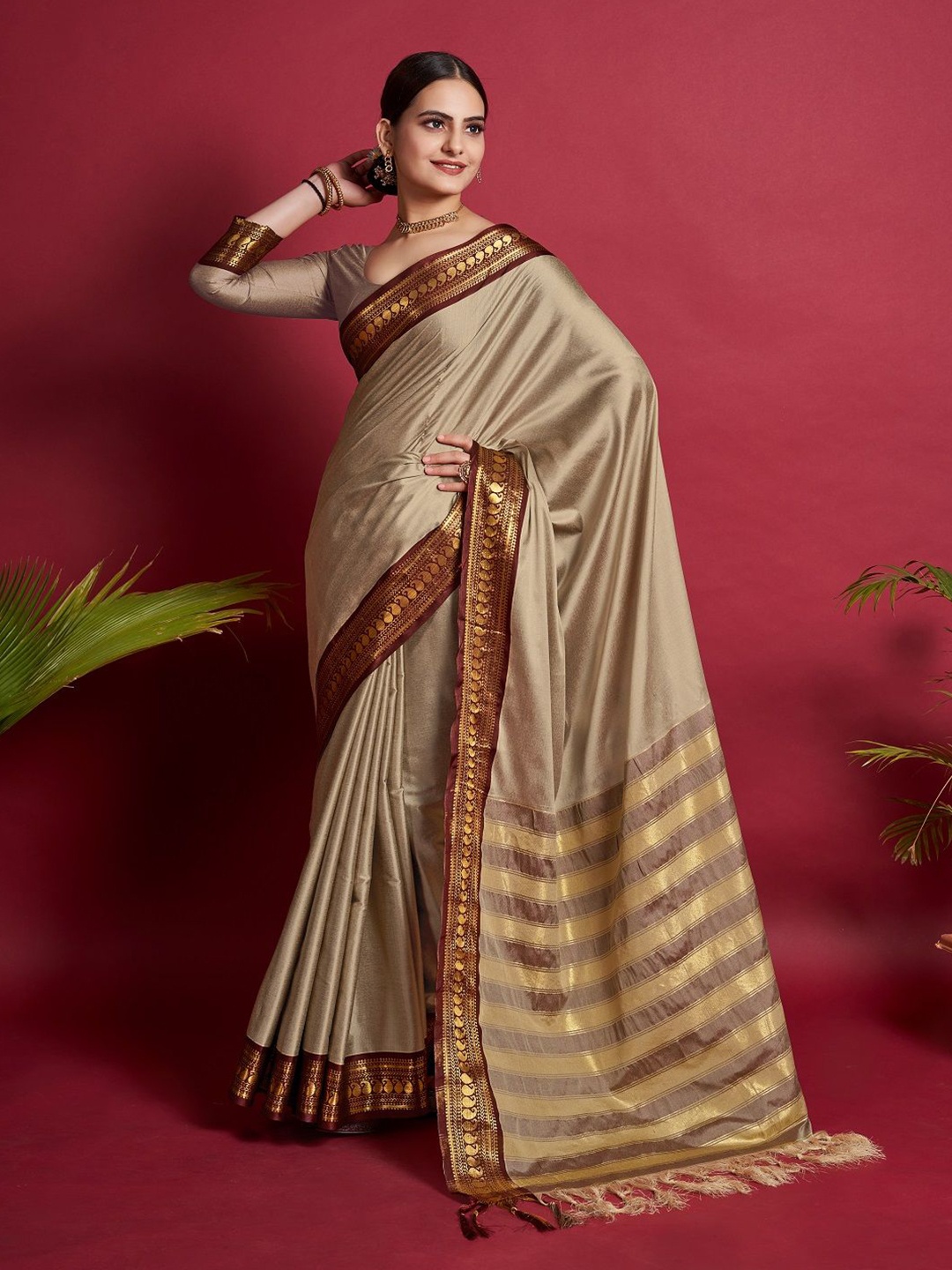 

ORUS Zari Kanjeevaram Saree, Beige