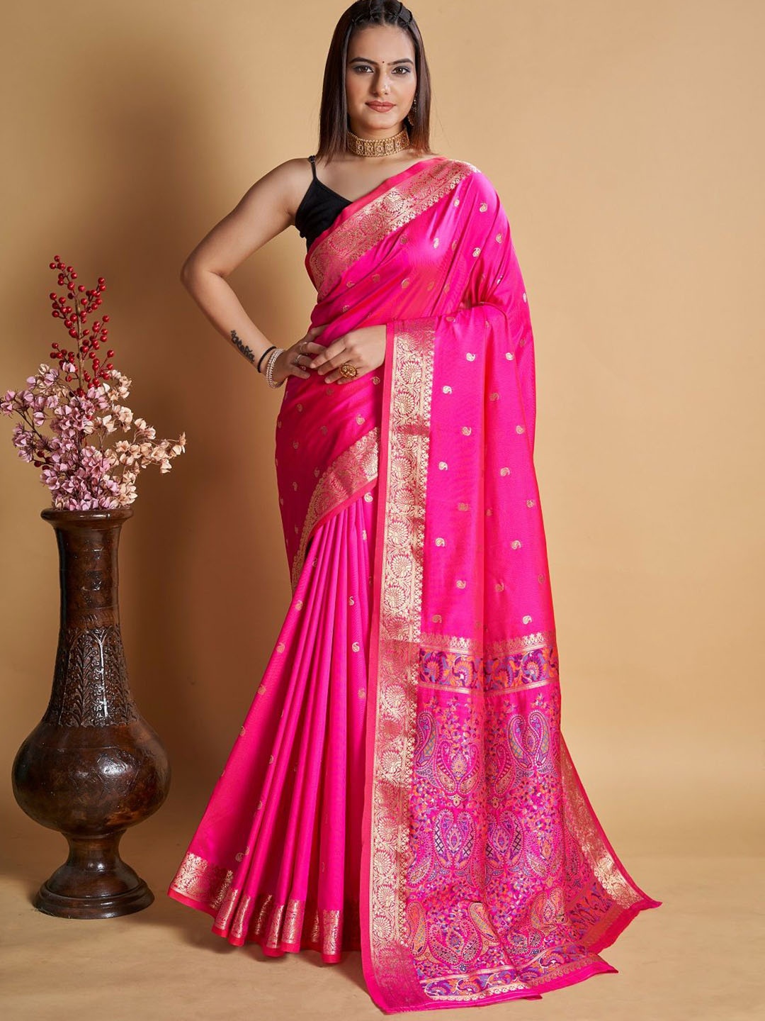 

ORUS Woven Design Zari Banarasi Saree, Pink
