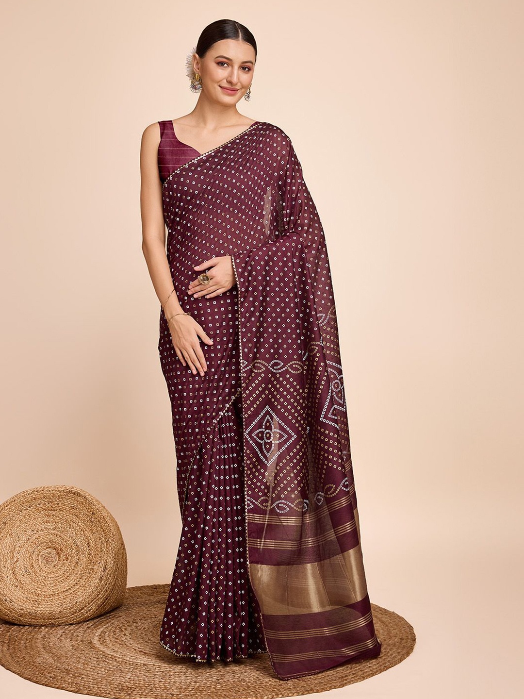 

ORUS Bandhani Gotta Patti Bandhani Saree, Maroon