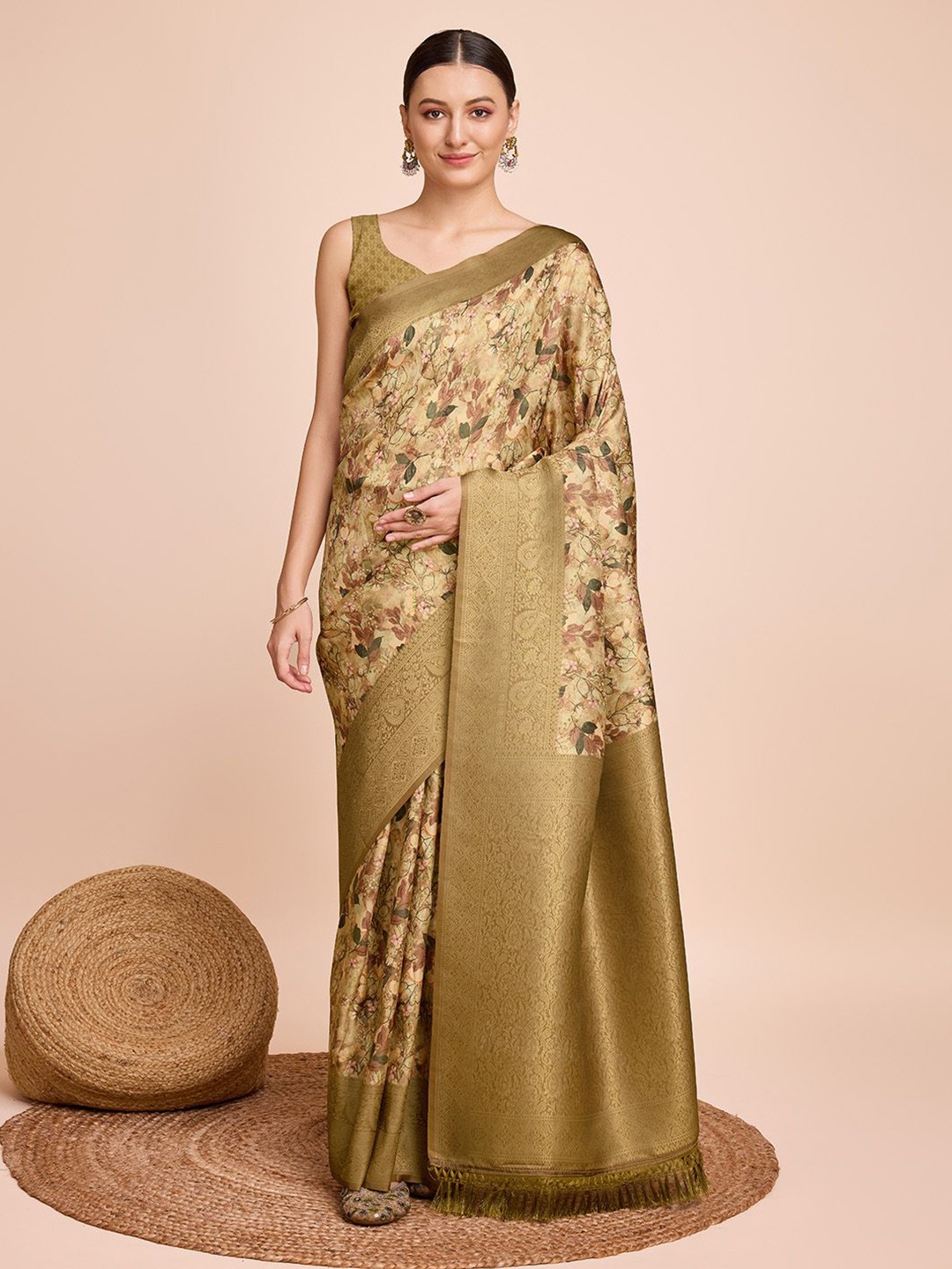 

ORUS Floral Zari Pure Silk Saree, Khaki