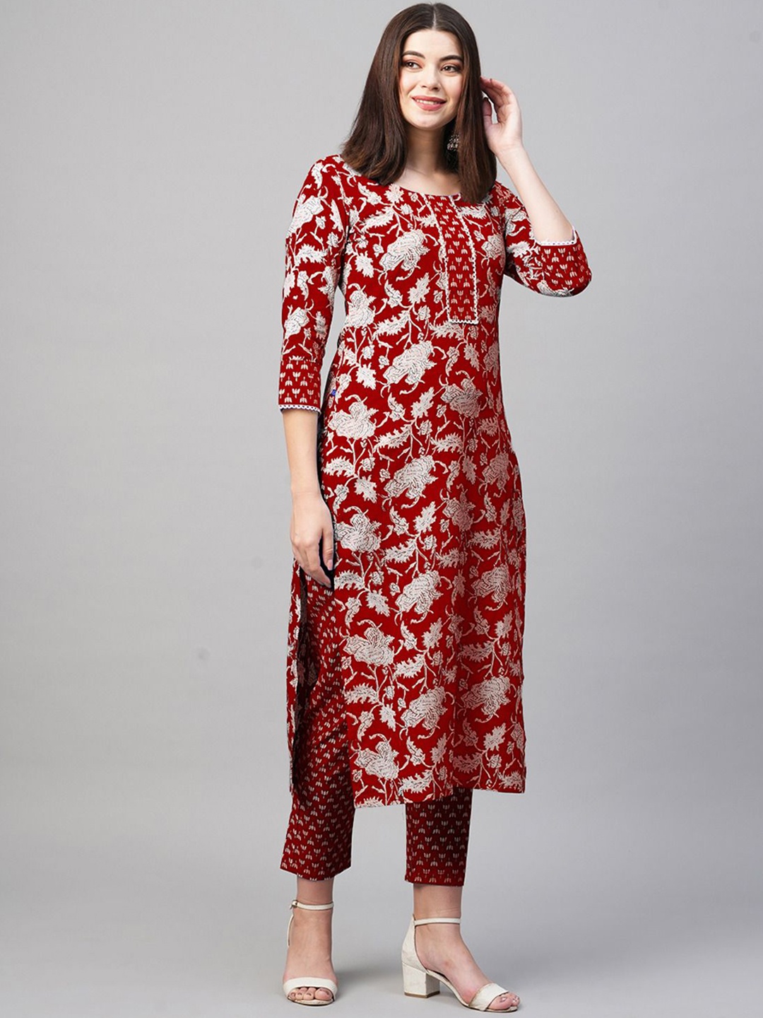 

Anni Designer Floral Printed Straight Kurta With Trouser, Red
