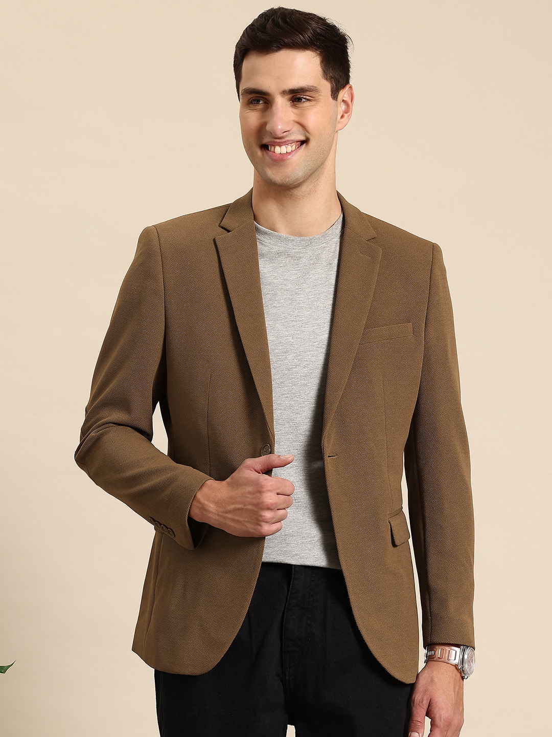 

Mast & Harbour Notched Lapel Single-Breasted Textured Blazer, Brown