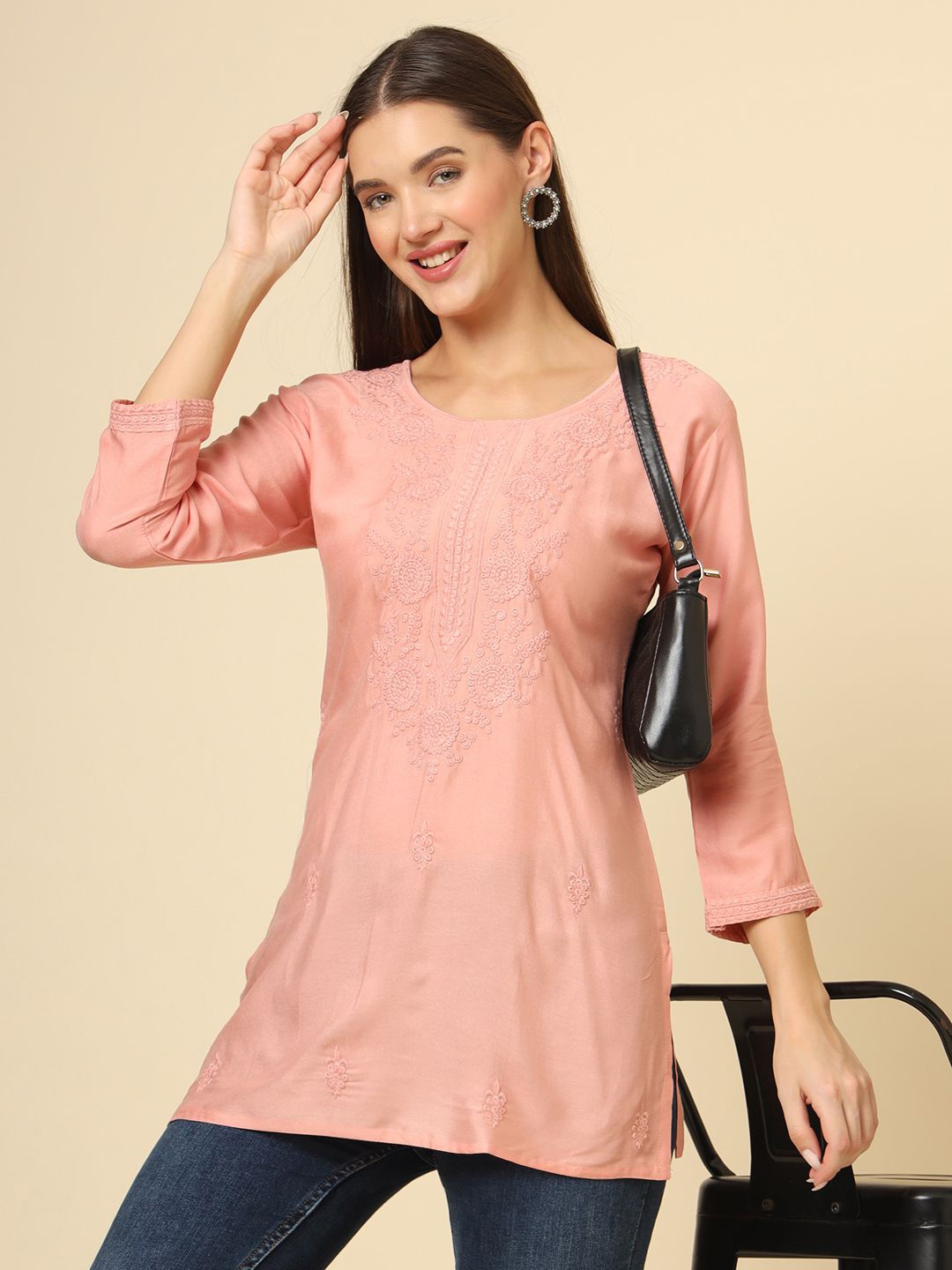 VAIRAGEE Floral Embroidered Thread Work Thread Work Kurti, Peach
