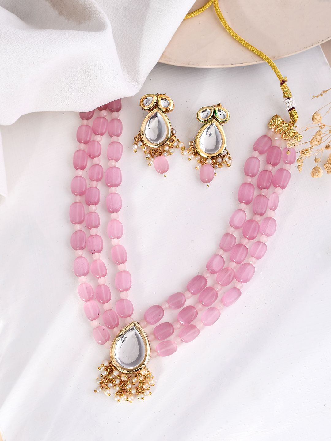 

Silvermerc Designs Gold-Plated Kundan Studded Jewellery Set
