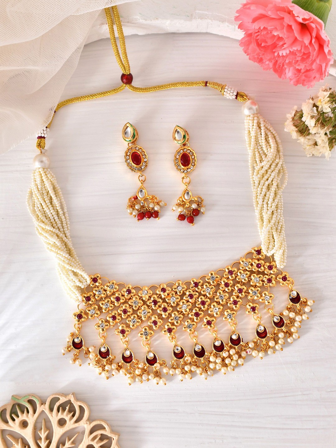 

Silvermerc Designs Gold-Plated Kundan-Studded & Beaded Jewellery Set
