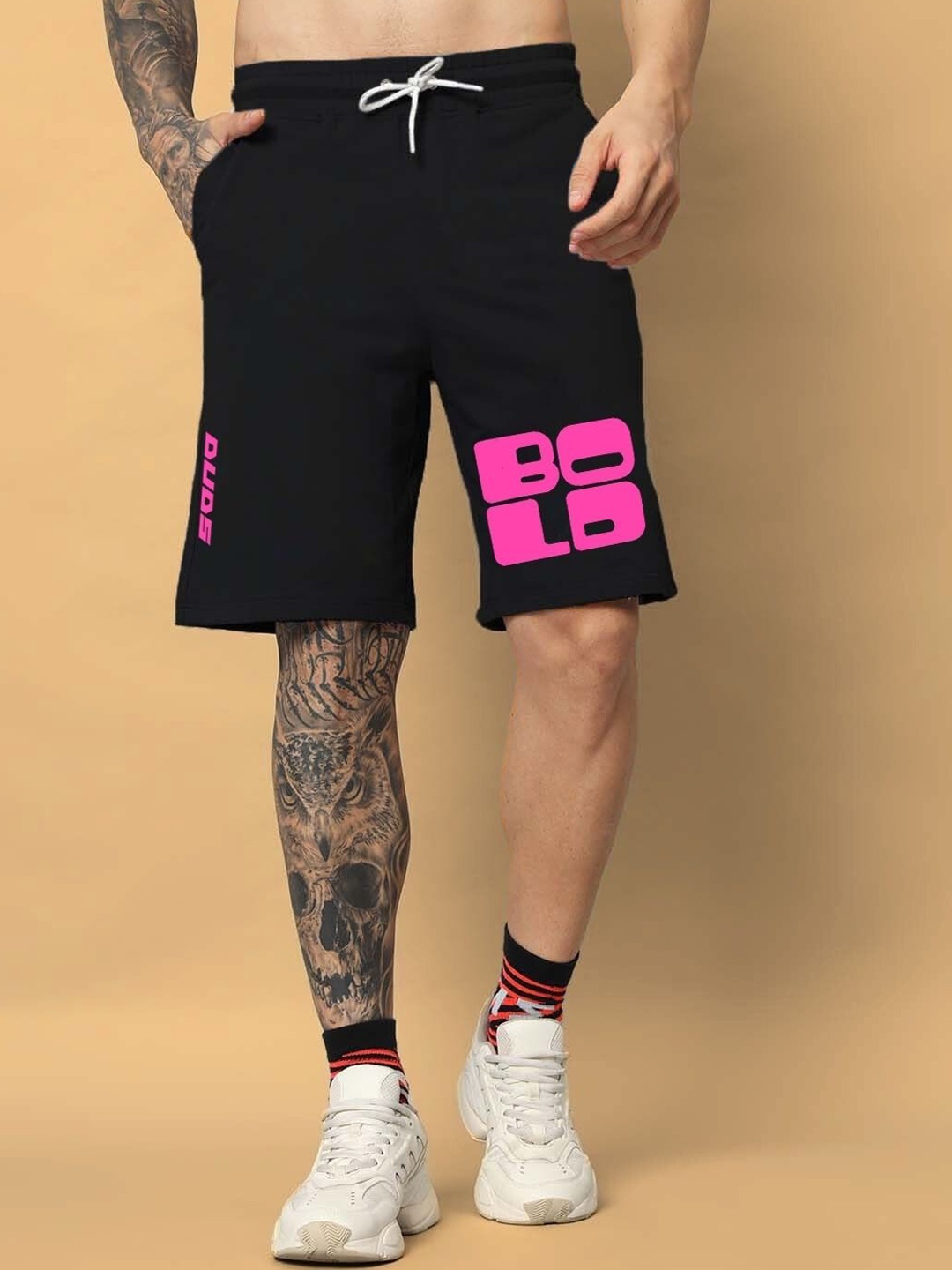 

WEARDUDS Men Mid-Rise Pure Cotton Relaxed Fit Shorts, Black