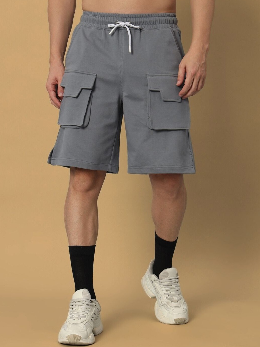 

WEARDUDS Men Mid-Rise Pure Cotton Relaxed Fit Cargo Shorts, Grey
