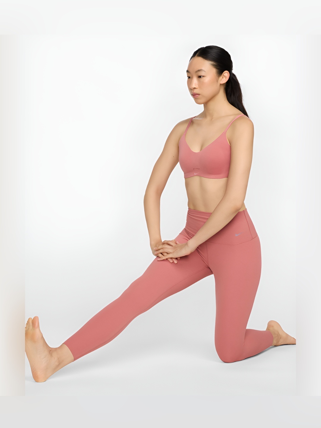 

Nike Zenvy Women's Gentle-Support High-Waisted 7/8 Leggings, Pink