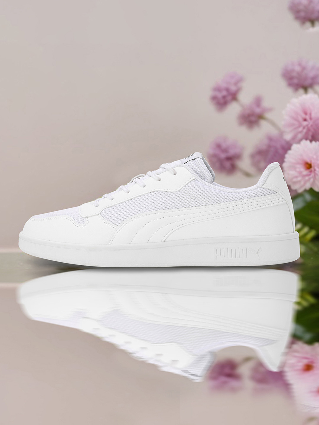 

Puma Smash Comfort Unisex Round Toe Sneakers, White